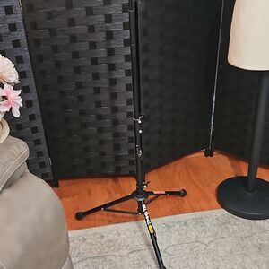 Sklz Adjustable Black Travel Tee Tripod Stand